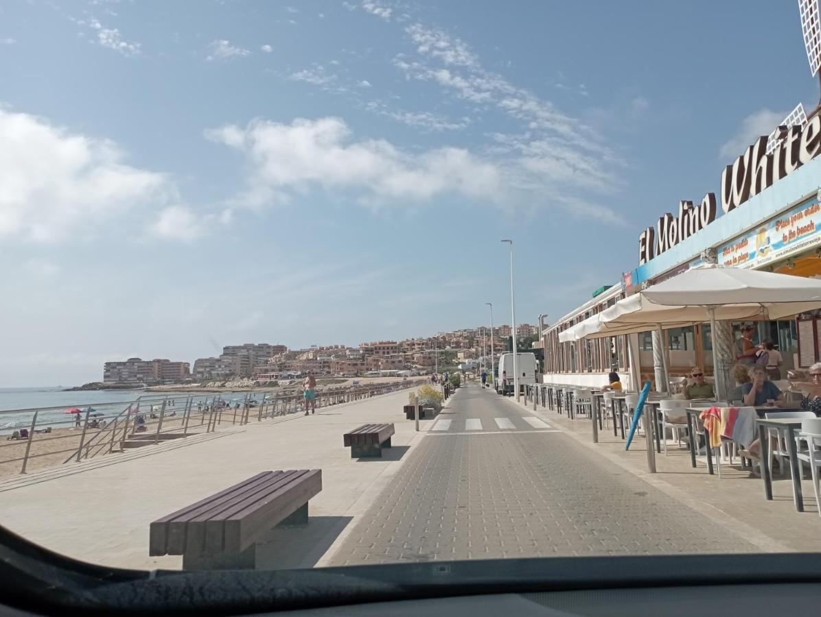 Apartment In La Mata With Sea Views Торевиеха Екстериор снимка